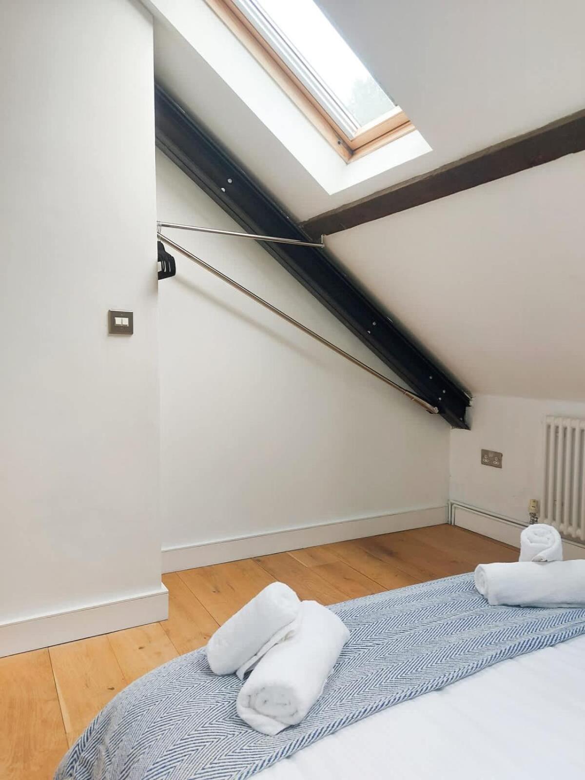 Converted Factory Loft Apartment บริสตอล ภายนอก รูปภาพ
