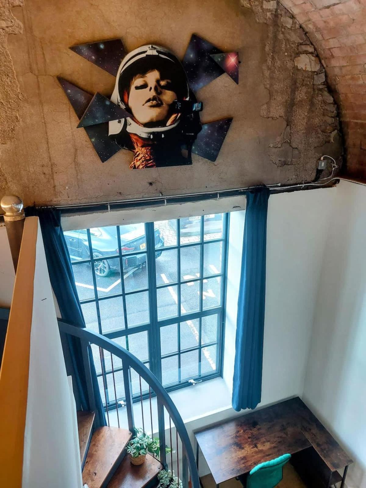 Converted Factory Loft Apartment บริสตอล ภายนอก รูปภาพ